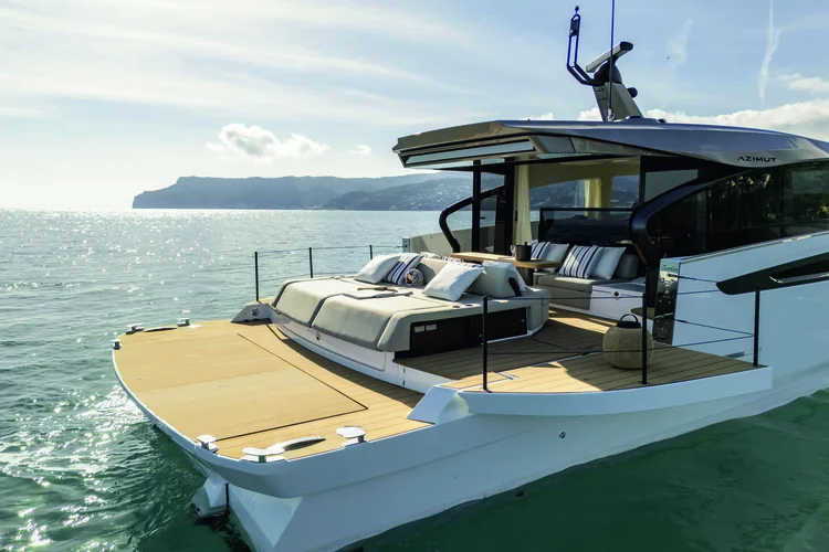 Azimut Seadeck 6. (Divulgação/Divulgação)