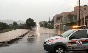 Imagem referente à matéria: Santa Catarina confirma 1ª morte por causa de chuvas e munícipios entram em alerta máximo