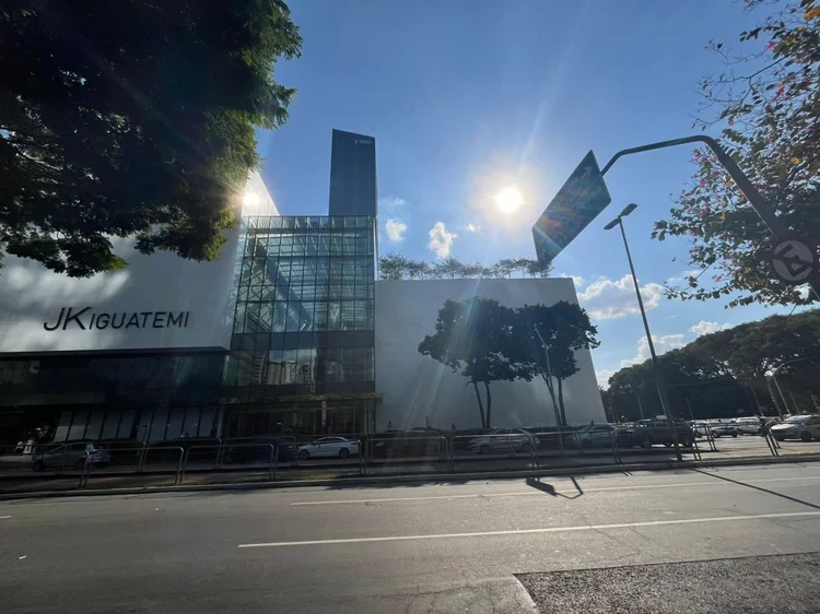 Onda de calor: temperaturas podem ficar acima de 30ºC em São Paulo e Minas Gerais (Rebecca Crepaldi/Exame)