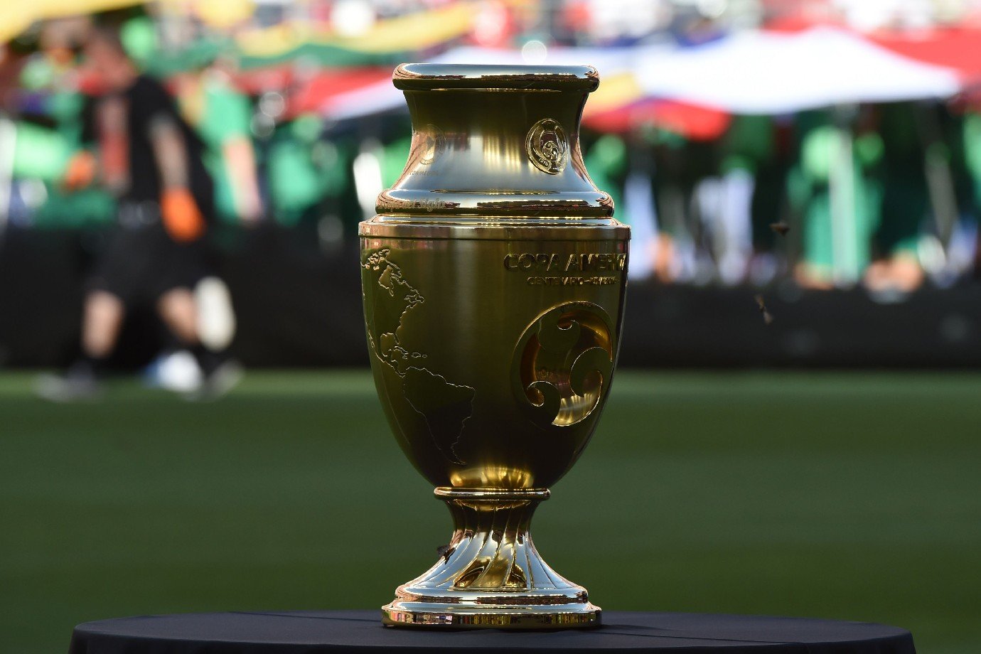 Copa América terá cartão rosa durante as partidas; veja como funciona