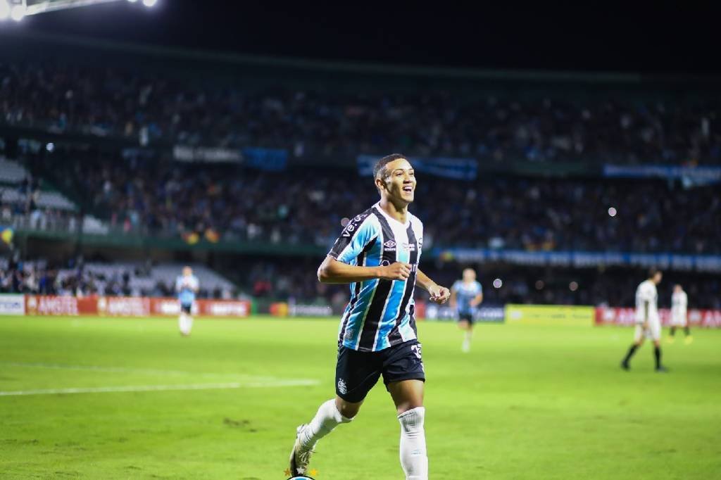 Grêmio x RB Bragantino: onde assistir, horário e escalações pelo Brasileirão