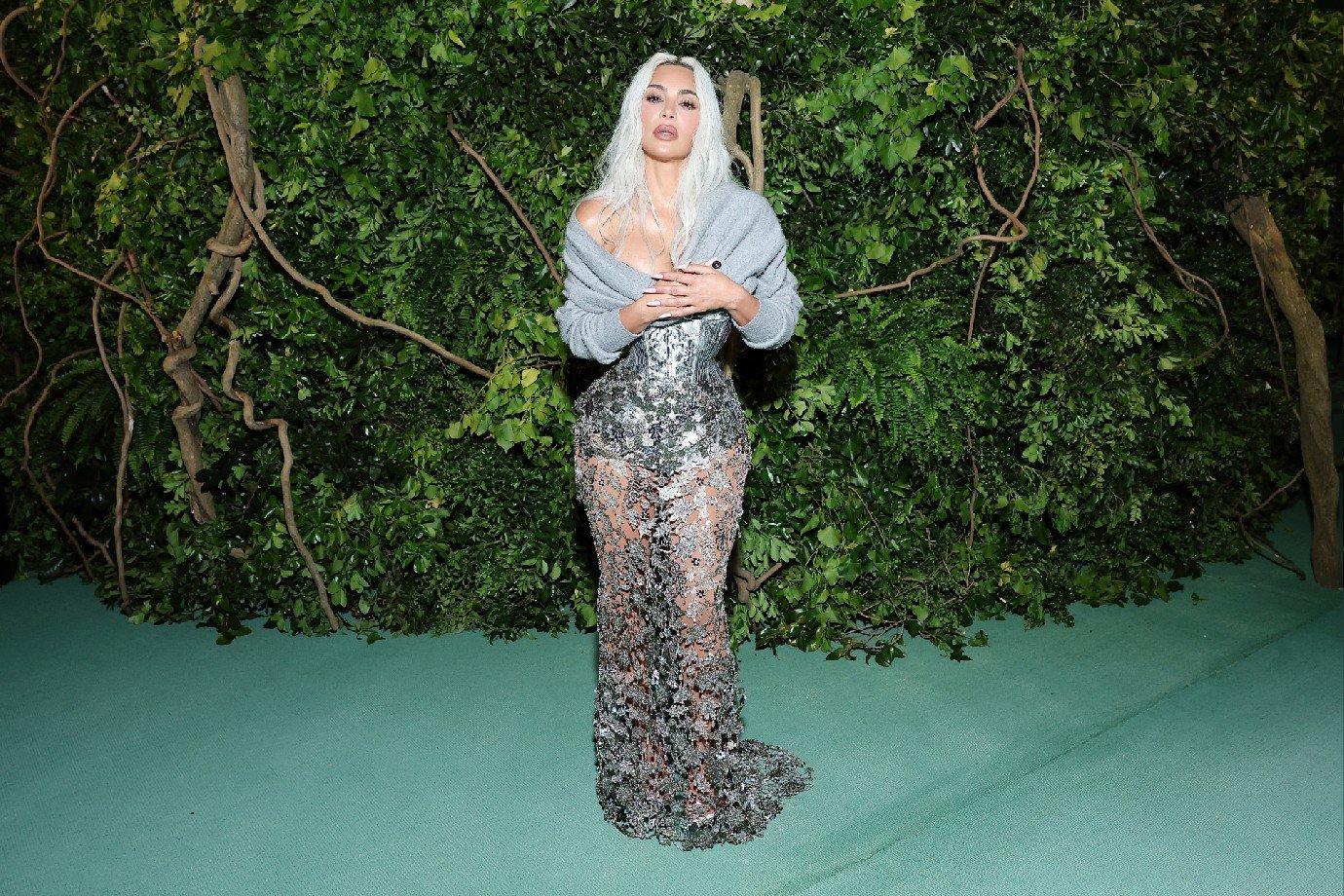 Como a Skims, de Kim Kardashian, planeja se tornar a Apple da moda