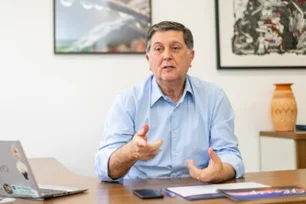 Imagem referente à matéria: Topázio Neto lidera disputa em Florianópolis com 44,7%, aponta pesquisa Futura/100% Cidades