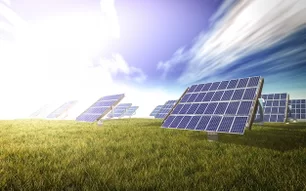 Imagem referente à matéria: Energia solar no Brasil fica 5% mais barata no 1º trimestre de 2024, aponta Solfácil