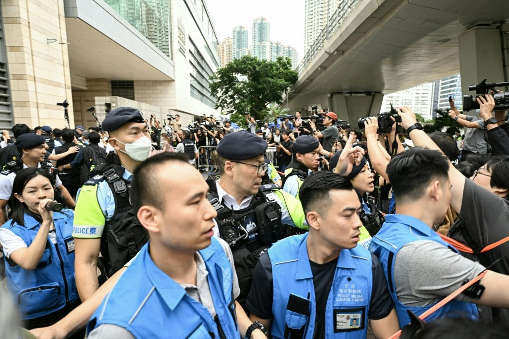 Hong Kong considera 14 réus culpados no maior julgamento contra o movimento pró-democracia