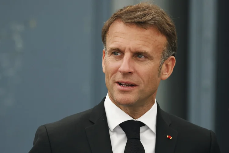 Macron: "Acredito que a prioridade hoje é que nos voltemos para uma solução política" (Ludovic Marin/AFP)