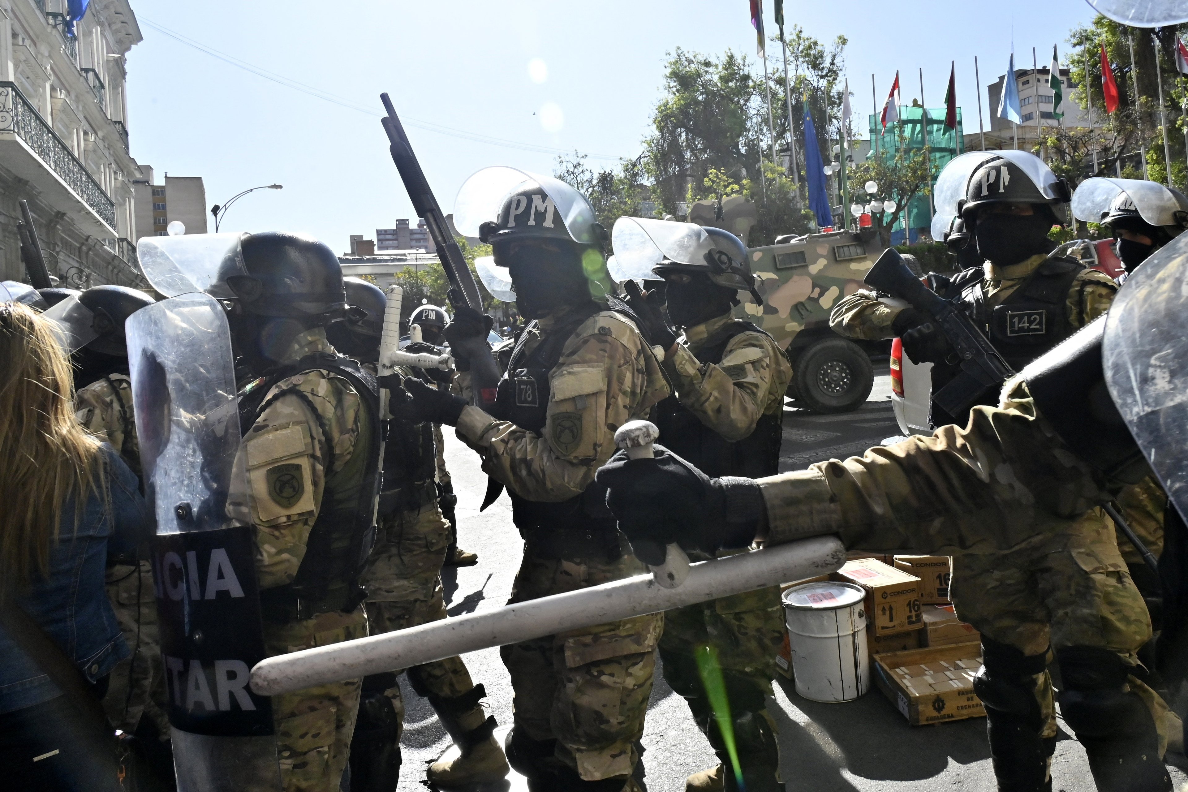 Golpe de Estado na Bolívia: presidente Arce nomeia novo comando do Exército