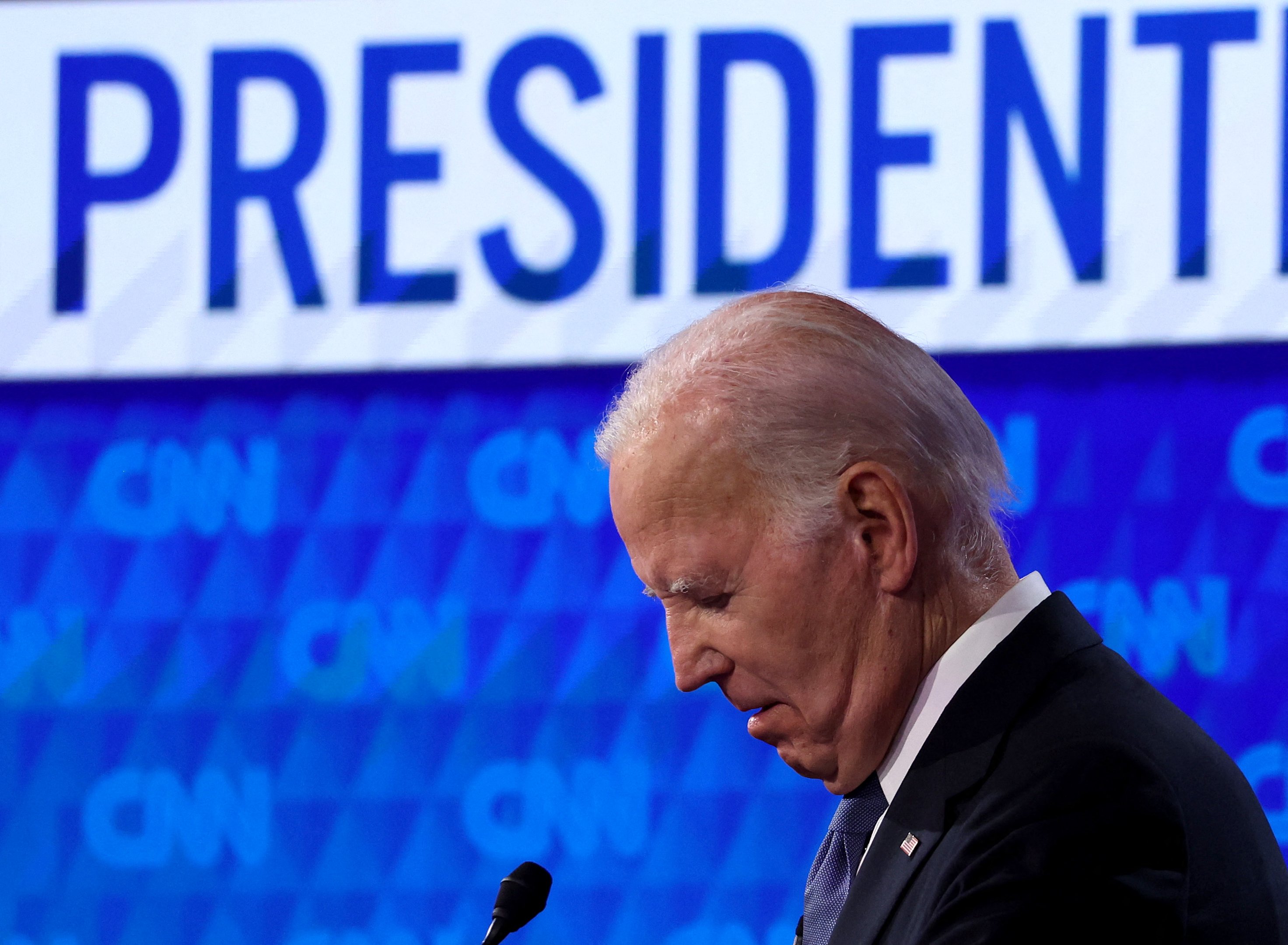 Para o NYT, Biden passa "vergonha" e "precisa desistir" das eleições nos EUA
