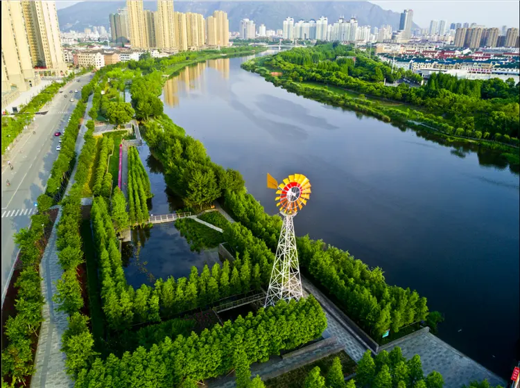 Convivência: Taizhou Jiangbei Park, um dos projetos do chinês Kongjian Yu, criador do conceito cidade-esponja  (Escritório Turenscape/Divulgação)