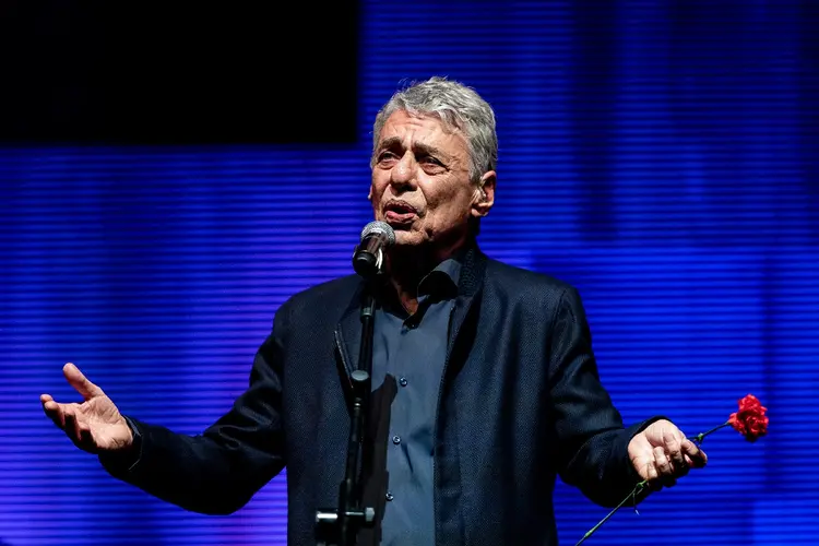 Chico Buarque, icônico cantor e compositor da Música Popular Brasileira (Pedro Gomes/Redferns/Getty Images)