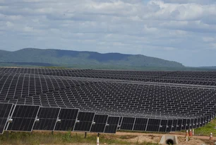 Imagem referente à matéria: Com R$ 1 bi em investimentos, SPIC inaugura parque solar no Ceará