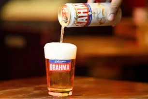 Imagem referente à matéria: Maior cervejaria do mundo, AB InBev cai 9% após ressaca em vendas no Brasil