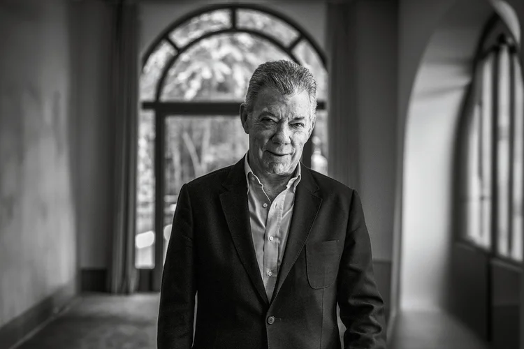 O ex-presidente Juan Manuel Santos: o primeiro passo para a paz, é fazer a paz (Rodrigo Caetano/Exame)