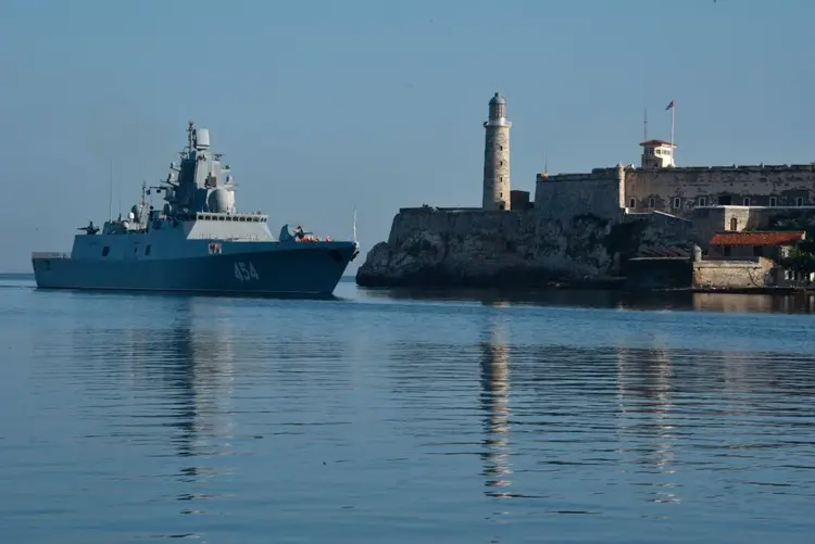 Navios russos chegarão na capital cubana na próxima semana. (ADALBERTO ROQUE/Getty Images)