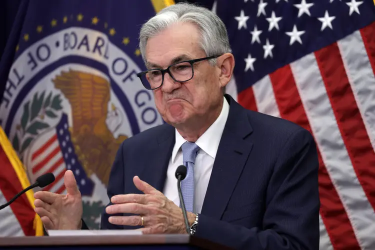 Jerome Powell, presidente do Federal Reserve: payroll adiciona desafio para início de corte de juros (Alex Wong//Getty Images)