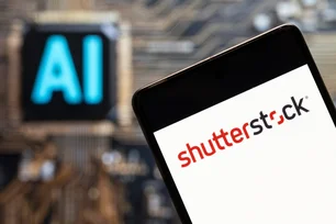Imagem referente à matéria: Em um ano, Shutterstock fez US$ 104 milhões com inteligência artificial