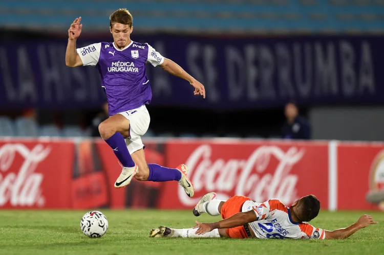 Defensor Sporting: veja horário do jogo de hoje (DANTE FERNANDEZ/AFP/Getty Images)