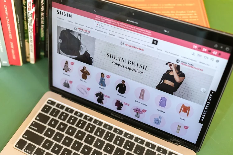 Shein: varejista online de moda pode adiar IPO (Tuane Fernandes/Bloomberg/Getty Images)