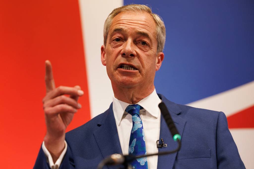No Reino Unido, Farage mostra 'impulso' do Reform UK às vésperas das eleições legislativas
