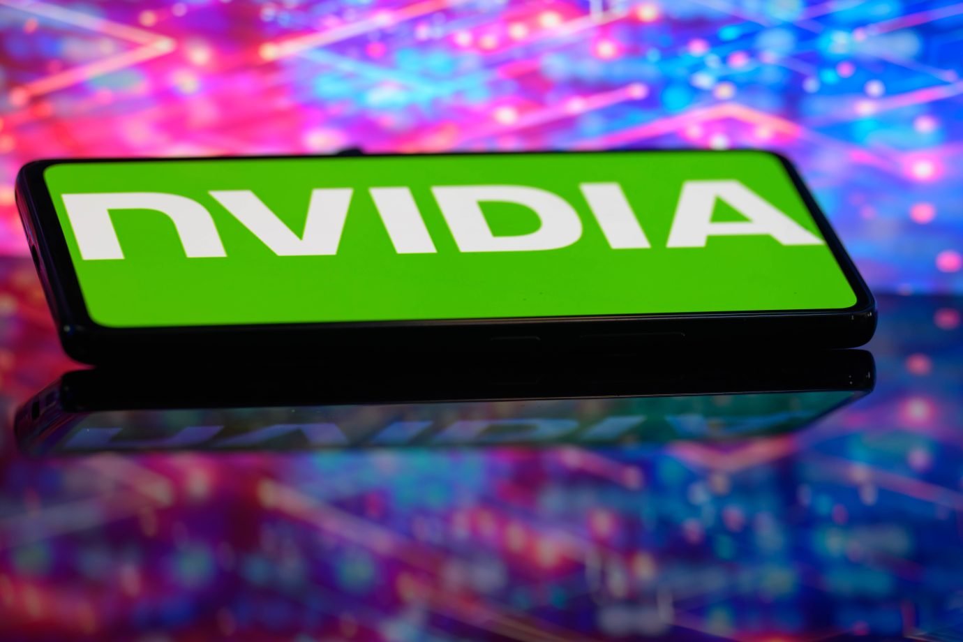 Não é Nvidia: ação americana que caiu 8% pode ‘surfar’ o boom da IA