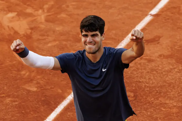 PARIS, FRANCE - JUNE 09: Carlos Alcaraz of Spain celebrates  after his victory over Alexander Zverev of Germany in the final of the men's singles at Roland Garros on June 09, 2024 in Paris, France. (Photo by Frey/TPN/Getty Images) (Frey/TPN/Getty Images)