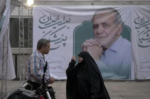 Reformista Masoud Pezeshkian vence as eleições presidenciais no Irã