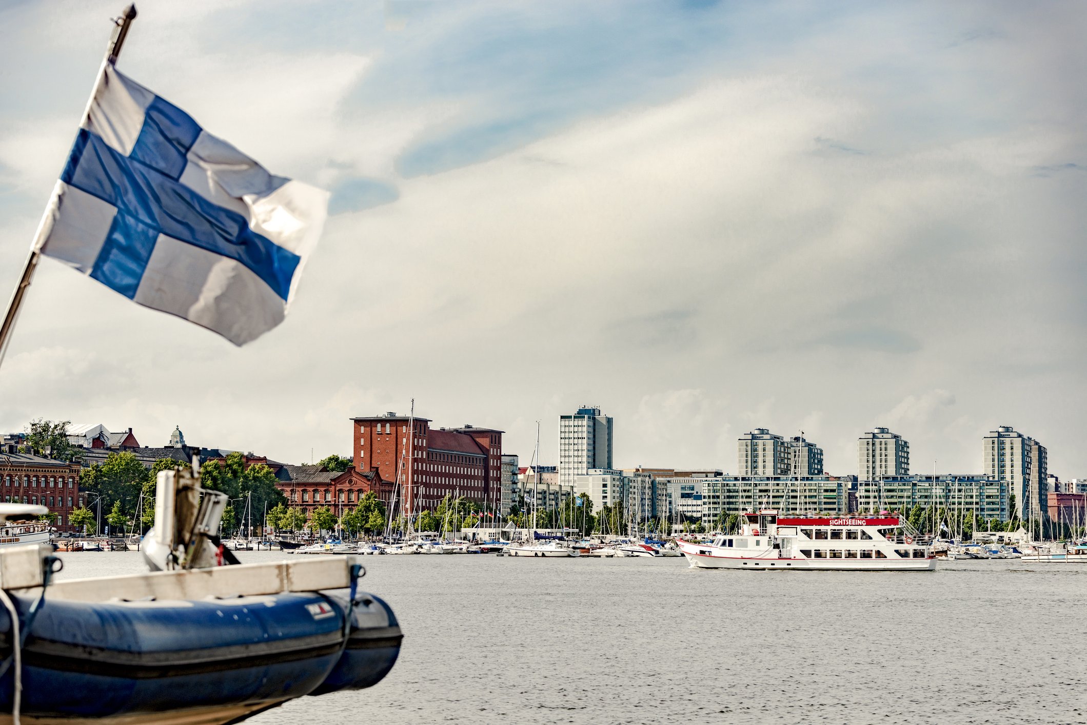 Finnland, Provinz Uusimaa, Helsinki, Blick auf dien Hafen und die Innenstadt von Helsinki