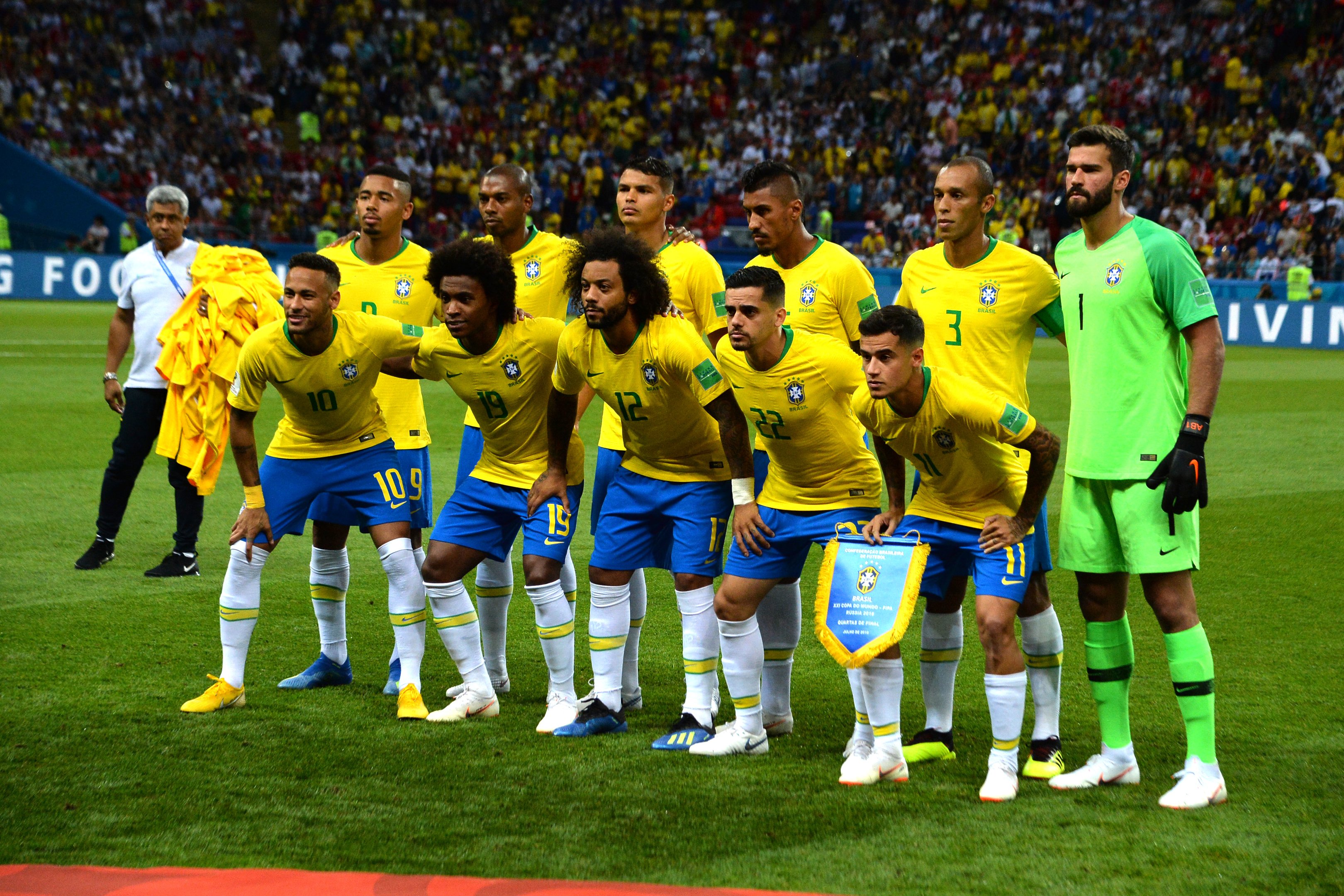 KAZAN, RUSSIA - JULY 06: Brazilian players pose for a team picture before  the 2018 FIFA World Cup Russia Quarter Final match between Brazil and Belgium at Kazan Arena on July 6, 2018 in Kazan, Russia. (Photo by Ilnar Tukhbatov/Isosport/MB Media/Getty Images)