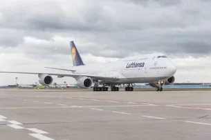 Lufthansa deverá devolver R$ 4 bilhões por cancelamentos de voos durante pandemia, nos EUA