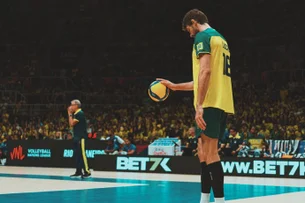 Sete casas de apostas dividem placas de publicidade em jogo da seleção brasileira
