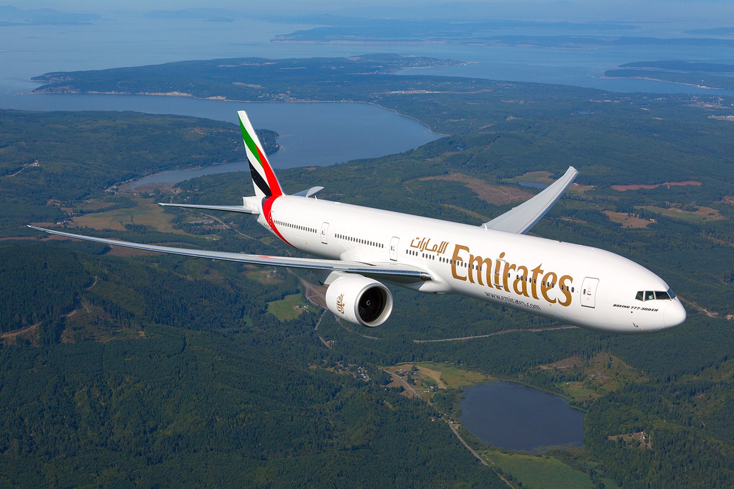 Emirates faz pedido de compra de 65 aviões da Boeing por US$ 38 bi