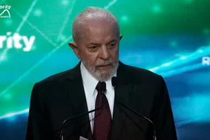 Lula critica falta de acordo entre Zelensky e Putin: 'Estão gostando da guerra'