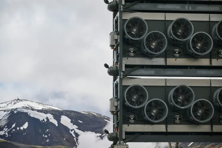 Tecnologia: na Islândia, a startup Climeworks absorve dióxido de carbono do ar e o armazena sob o solo (AFP Photo)