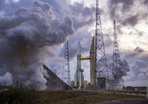 Contagem regressiva para o primeiro voo do foguete europeu “Ariane 6”