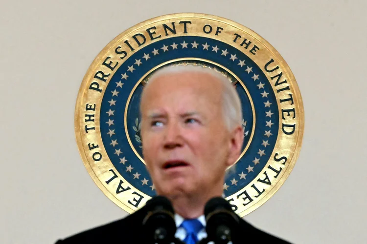 Pedidos de saída de Biden como candidato democrata têm crescido na última semana. (Mandel Ngan/AFP)