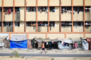 Imagem referente à matéria: Israel retoma envio de tendas e abrigos a Gaza após cinco meses de bloqueio