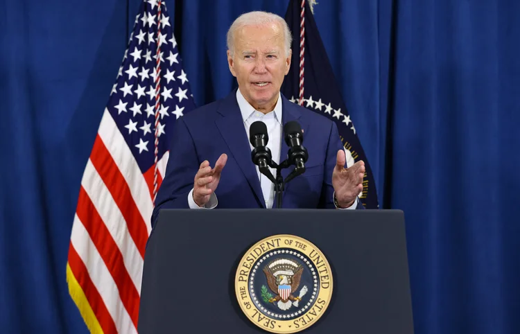 Eleições nos EUA 2024: Biden anuncia retomada de campanha após diagnóstico de Covid-19 (SAMUEL CORUM/AFP)