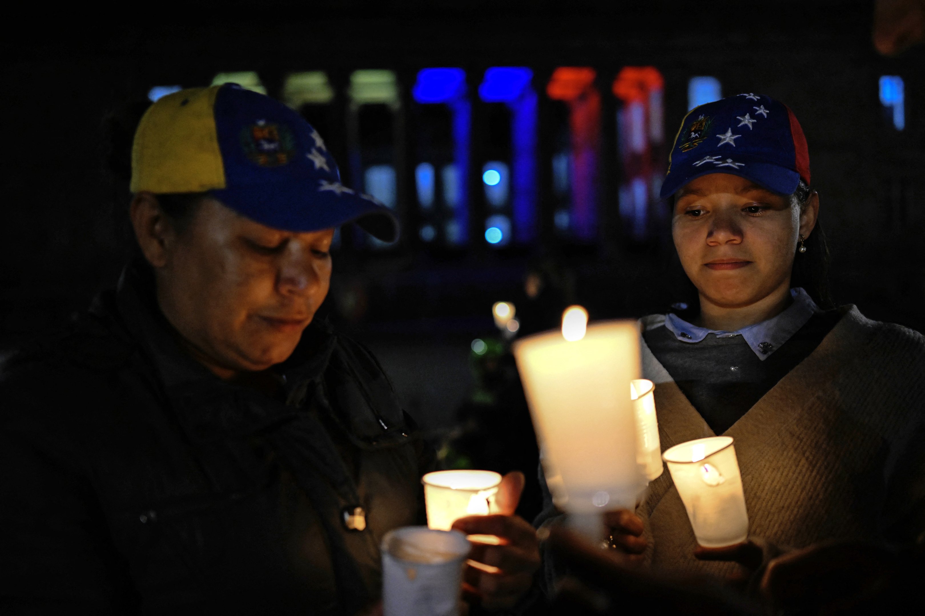 Reeleição de Maduro é novo 'ponto de ruptura' na migração massiva da Venezuela