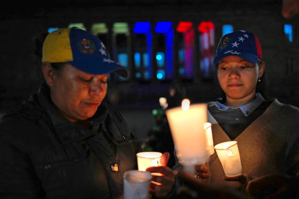 Venezuela relata apagão no mesmo dia em que candidato da oposição pode receber mandado de prisão