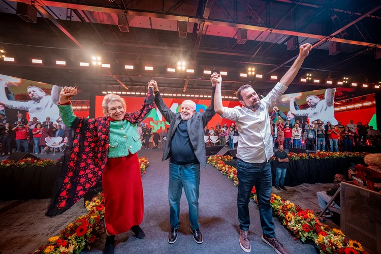 Lula, Boulos e Marta: Candidato do PSOL quer usar o presidente e a ex-prefeita como trunfo na campanha (Leandro Paiva/@leandropaivac/Divulgação)