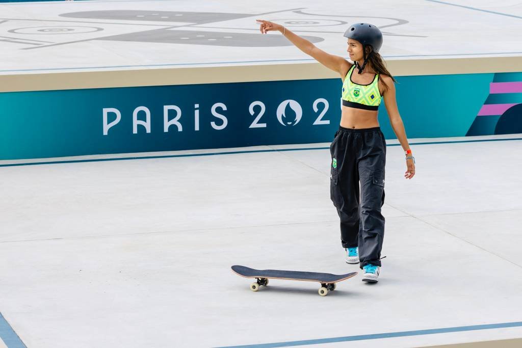 Rayssa Leal conquista medalha de bronze no skate street; veja melhores momentos