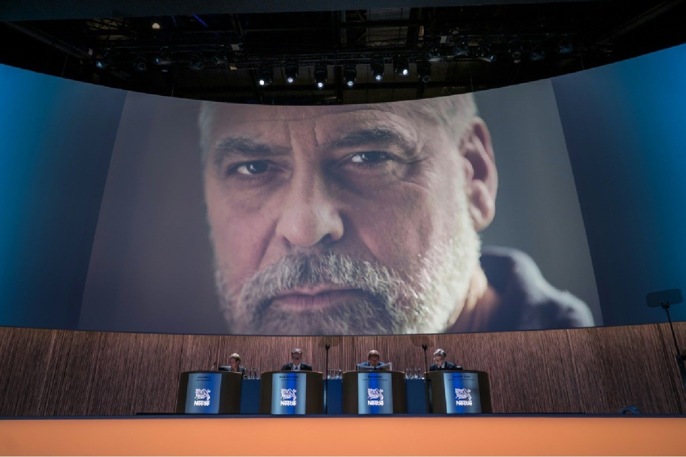 George Clooney pede que Biden se retire da corrida presidencial nos EUA