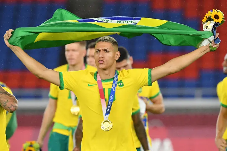 Futebol masculino foi um dos responsáveis pela melhor campanha da história do Brasil em Jogos Olímpicos. (IZIANA FABI/Getty Images)