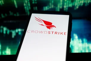 Imagem referente à matéria: O que faz a CrowdStrike, empresa por trás do apagão cibernético