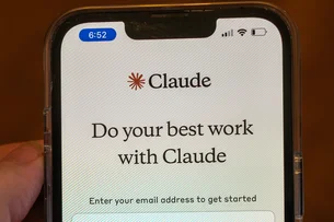 Anthropic lança aplicativo Claude para Android em esforço para competir com ChatGPT