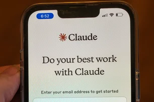 Imagem referente à matéria: Anthropic lança aplicativo Claude para Android em esforço para competir com ChatGPT