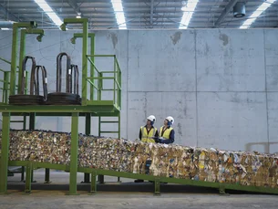 Governo mantém imposto para inibir importação de resíduos de papel, plástico e vidro