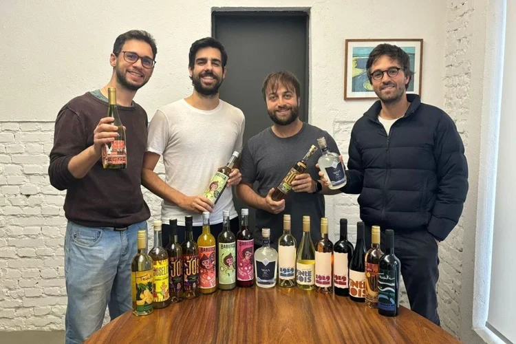 Roberto Mendes, Marcelo De Paula, Daniel Chinzon e Rodrigo França, da Oh Spirits: "“Juntos pretendemos dobrar nosso faturamento" (Divulgação)