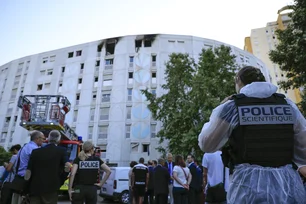 Imagem referente à matéria: Incêndio deixa sete mortos na França; criança estaria entre vítimas