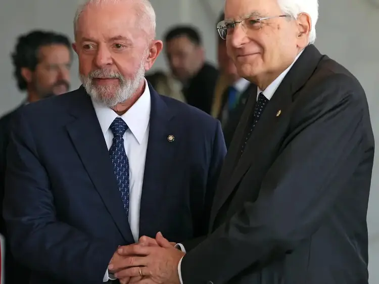 Presidente da República, Luiz Inácio Lula da Silva, durante encontro com o Presidente da República Italiana, Sergio Mattarella, por ocasião de sua visita de Estado ao Brasil, no Palácio do Itamaraty (Antônio Cruz/Agência Brasil)